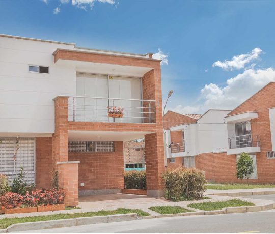 Casas en Jardines del Campo